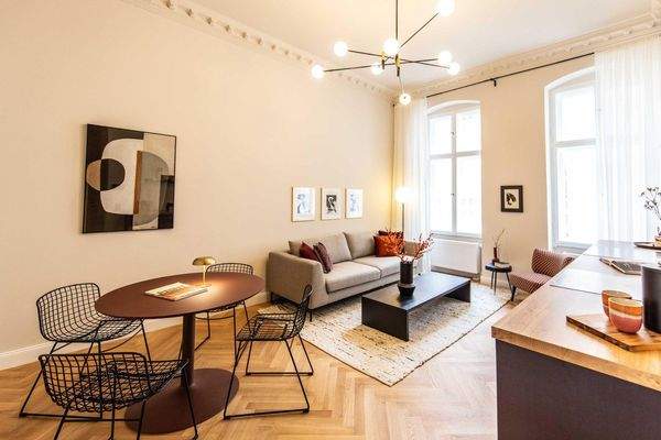 Wohnzimmer / Wohnküche 