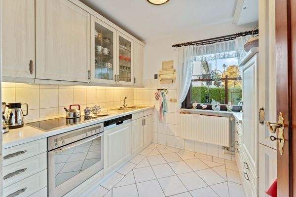 Freundliche Einbauküche