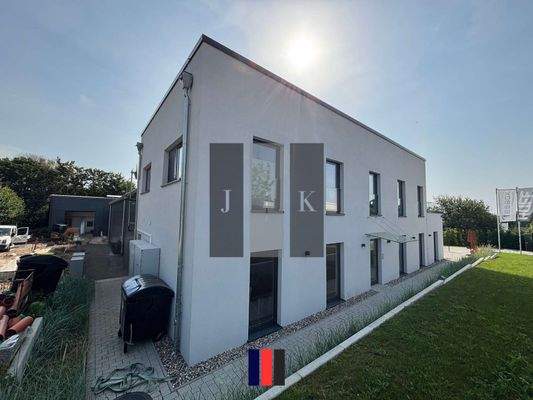 Laden-Bürofläche Außenansicht