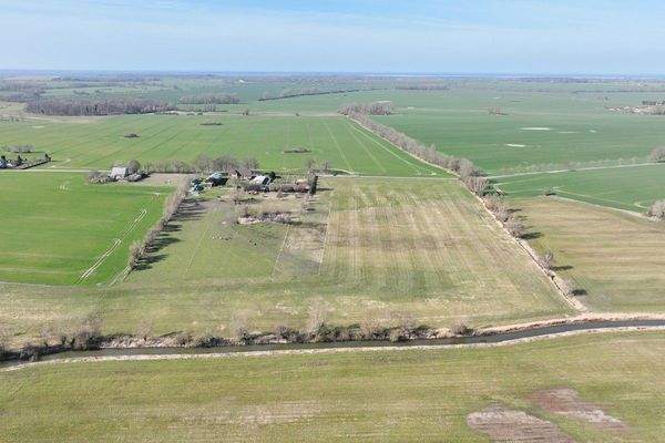 Luftbild zum Grundstück