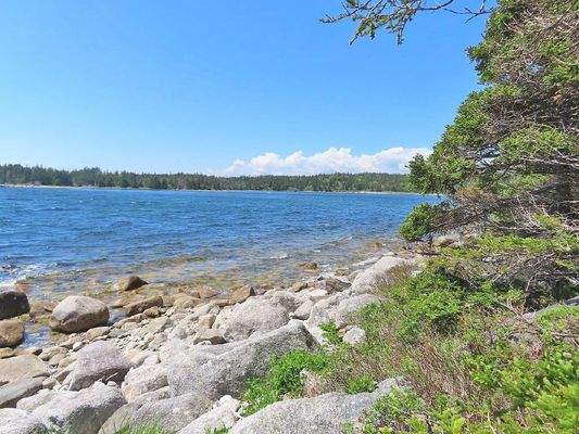 Nova Scotia - Grover?s Point - Wunderschönes Uferg