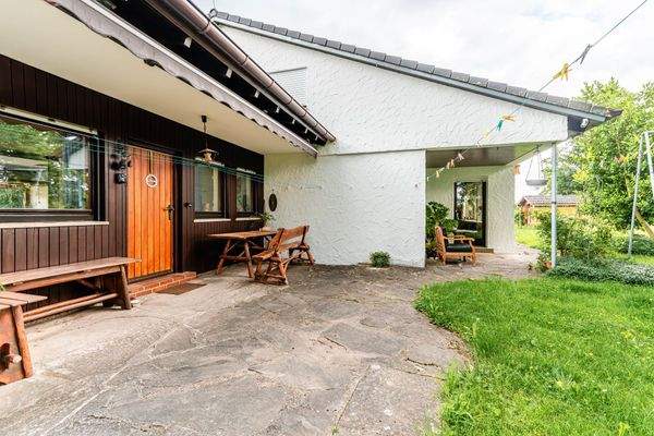 Terrassen auf Gartenseite