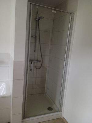 Duschkabine.