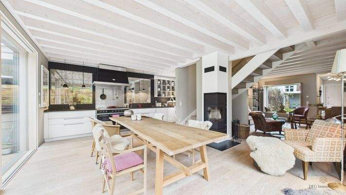 offener Wohn- und Essbereich