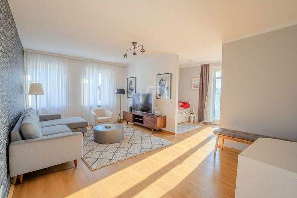 Wohnzimmer OG digital möbliert