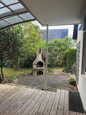 überdachte Terrasse