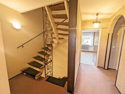 OG Flur , Treppenhaus PXL_20251030_144822092b.jpg