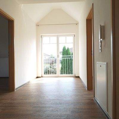 Haus-Pohlheim-Heinrich-Lübke-Ring 13-50138-Flur OG