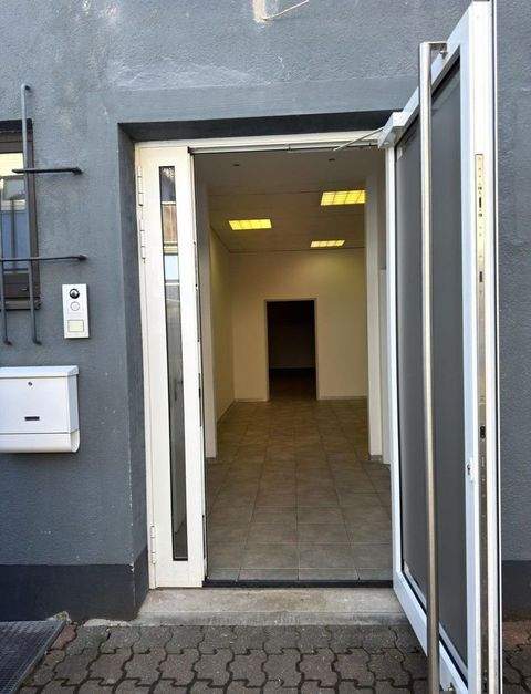 Karlsruhe Grünwettersbach Halle, Karlsruhe Grünwettersbach Hallenfläche