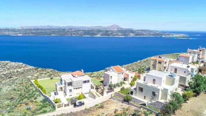 Kreta, Megala Chorafia: Villa mit Meerblick und separatem Apartment zu verkaufen