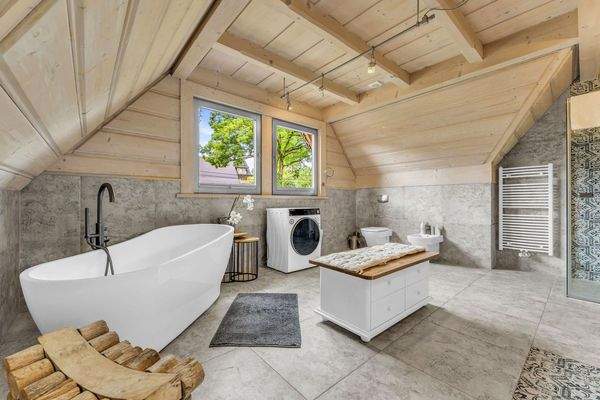 Großes Haus - OG - Bad