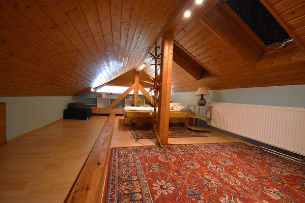 32 Spitzboden.JPG
