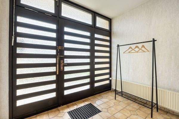 Eingang mit großzügiger Garderobe 