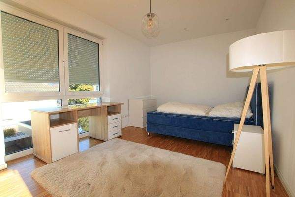 Arbeits- / Kinder- / Gästezimmer