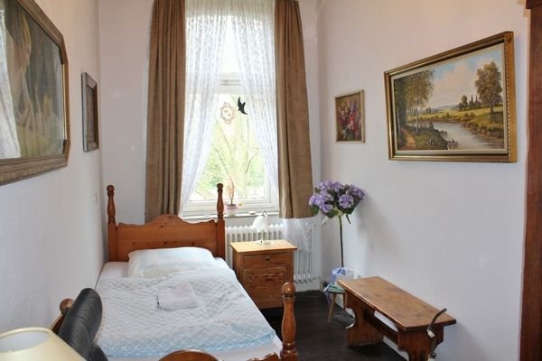 Einbettzimmer