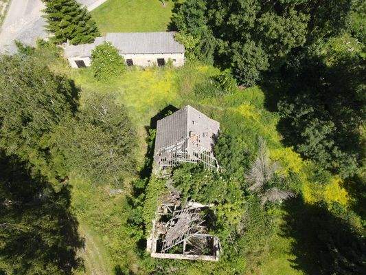 Grundstück - Ruine
