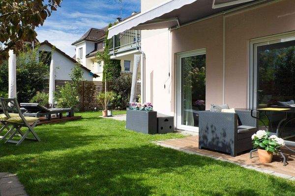 Frühstücksterrasse!