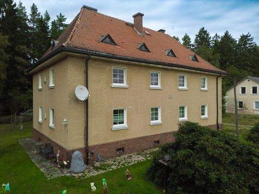 c51420bd-f6c8-4a25-b98c-073a53342f8f