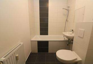 Beispiel Bad mit Wanne