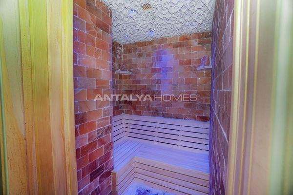 Modern Real Estate Close to the Seacoast in Alanya, Avsallar