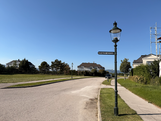 Plot and street view