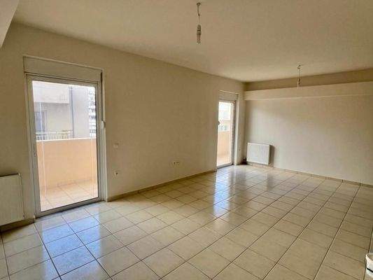 Kreta, Agios Nikolaos: Erdgeschosswohnung in Zentrumsnähe zu verkaufen