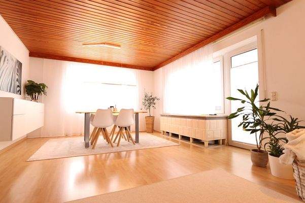 1. OG - Wohnzimmer (2)