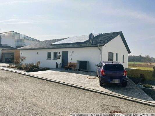 gepflasterte Hoffläche