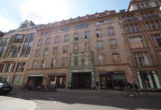 Außenansicht vom Neumarkt