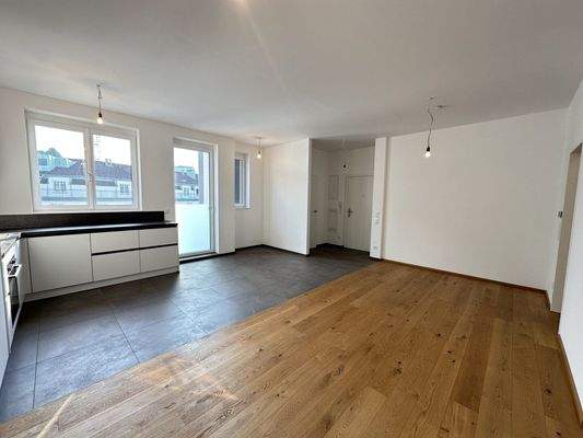 20250325_151140698_iOS