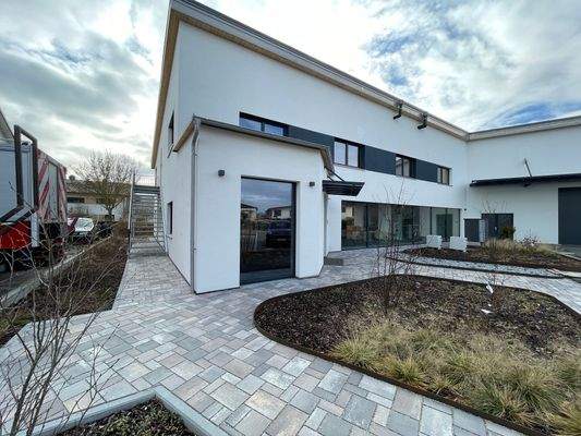 Nordseite mit OG-Zugang über Außentreppe