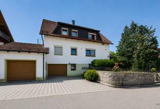 Haus mit Garage