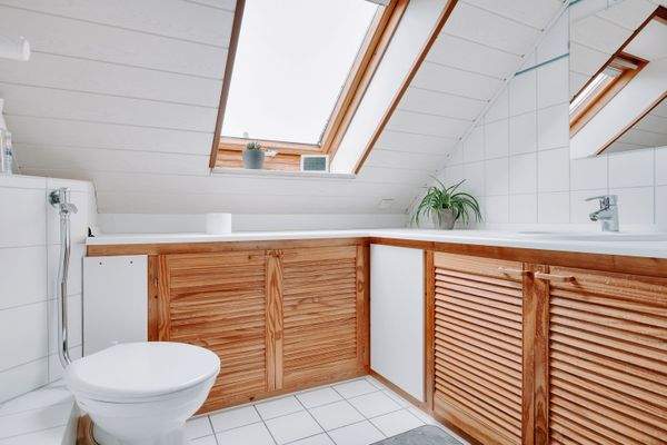 Duschbad im Dachgeschoss