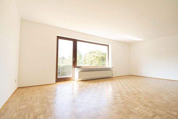 Wohnbereich mit Gartenzugang