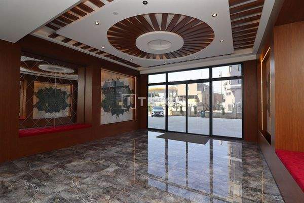 Apartments in a Complex with Swimming Pools in Mersin