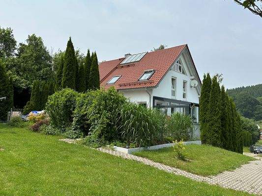 Hausansicht Gartenseite.jpg