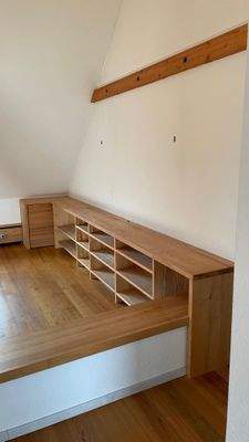 Einbaumöbel im Wohnzimmer.jpg