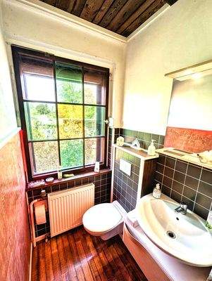 makellos 09 EFH Bützow  - Gäste-WC Hauptwohnung.jp