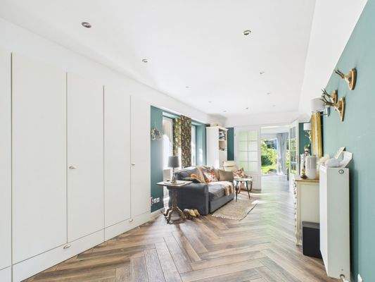 Flur - Vorraum - Lütt Immobilien - Bönebüttel