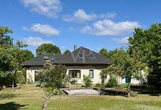 Haus von hinten