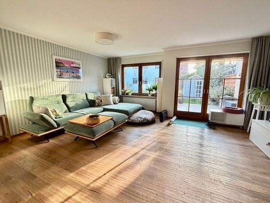 H 2603 Wohnzimmer.jpeg