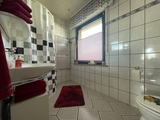 Badezimmer Erdgeschoss