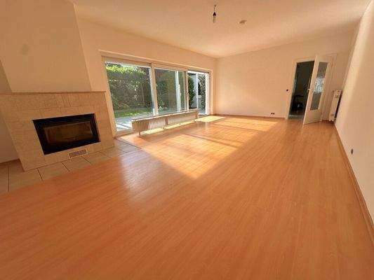 Wohnzimmer und Kamin