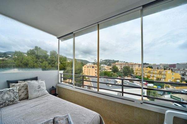 2022_03_11_7220 And8moreN_Y_Exterior