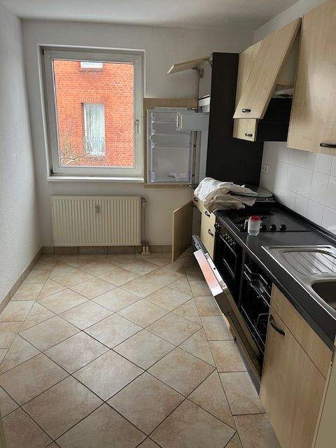 Schwerin - schicke 3-Zimmerwohnung mit Balkon und Einbauküche zu vermieten - Foto 2