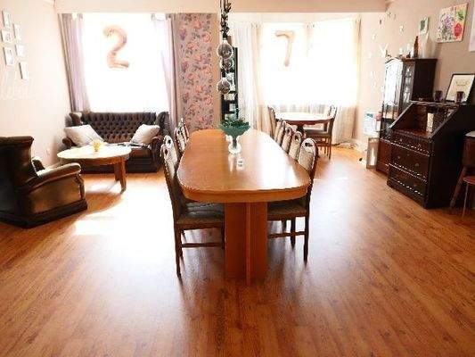 Ihr Esszimmer Ansicht 2