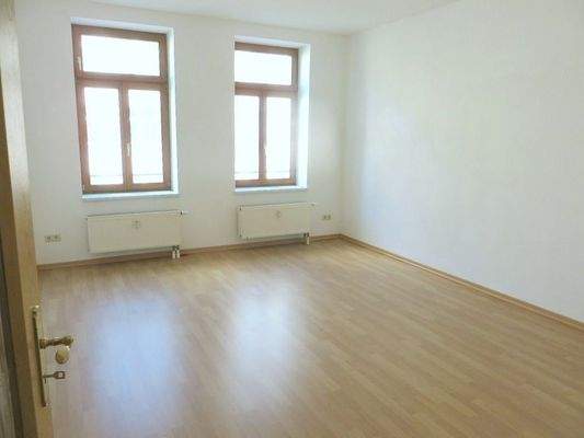 Zimmer 2 mit Laminat