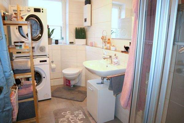 Neues Badezimmer ...