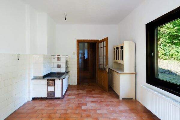 Küche mit altem Holzherd