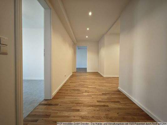 Flur (3)